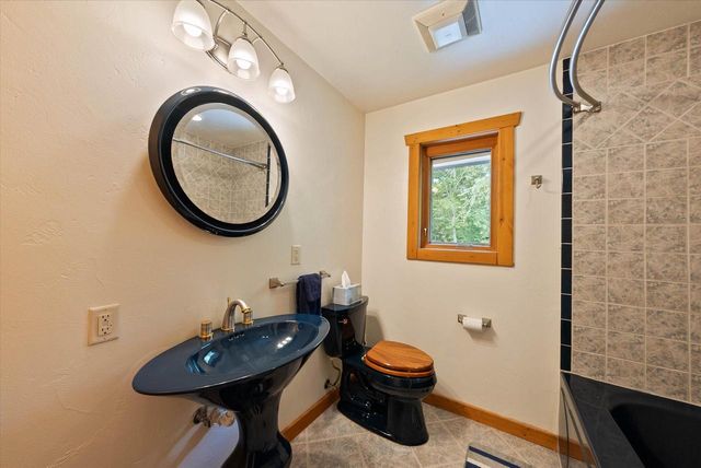 N7631 Bittersweet ROAD, Plymouth, WI 53073