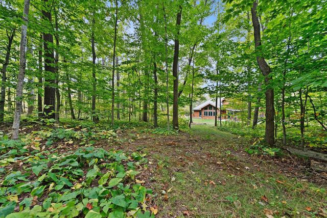 N7631 Bittersweet ROAD, Plymouth, WI 53073