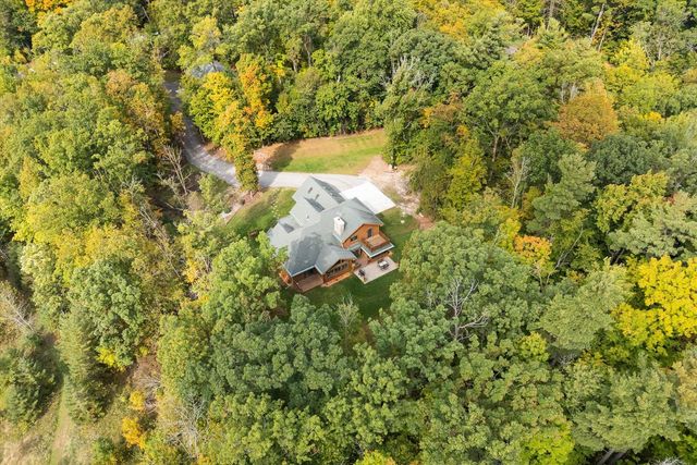 N7631 Bittersweet ROAD, Plymouth, WI 53073