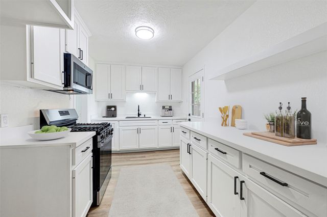 2703 Ammons Street, Baytown, TX 77521