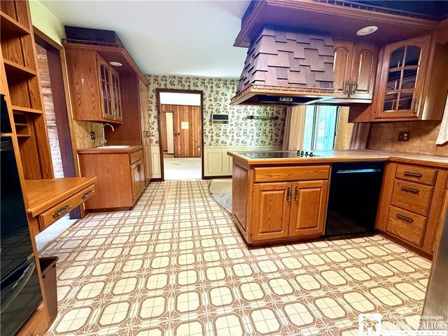 9417 Route 60, Pomfret, NY 14063