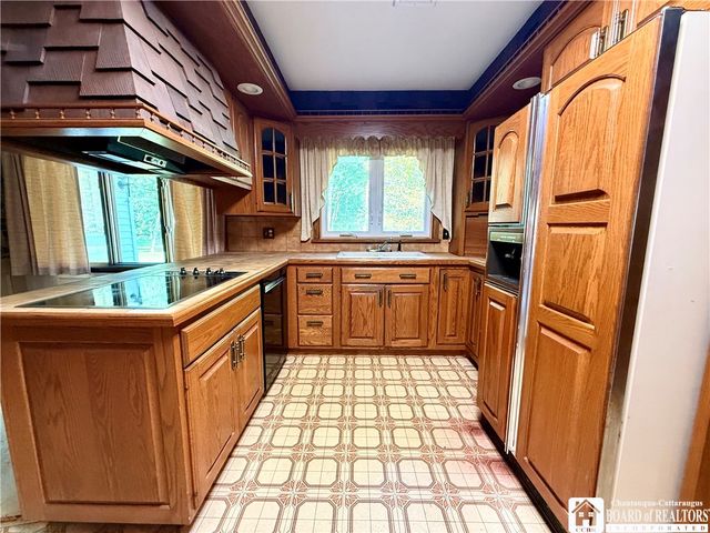 9417 Route 60, Pomfret, NY 14063