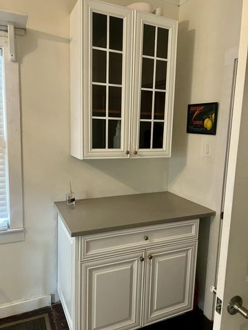 208 E Avenue Avenue, Fort Pierce, FL 34950