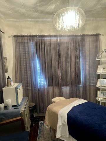 208 E Avenue Avenue, Fort Pierce, FL 34950