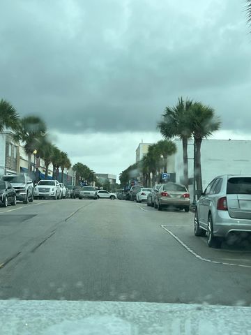 208 E Avenue Avenue, Fort Pierce, FL 34950