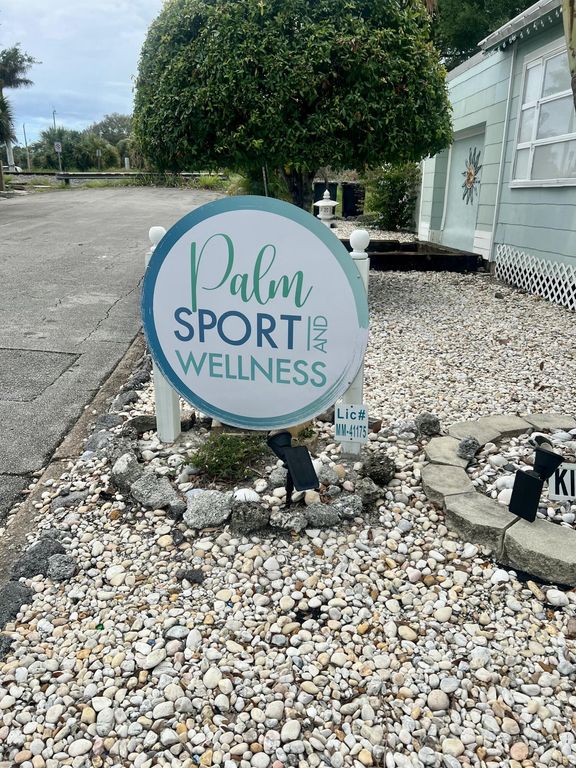 208 E Avenue Avenue, Fort Pierce, FL 34950