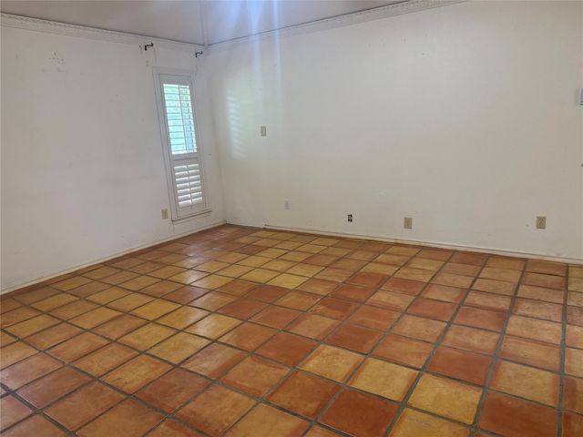 6630 Westlake Avenue, Dallas, TX 75214
