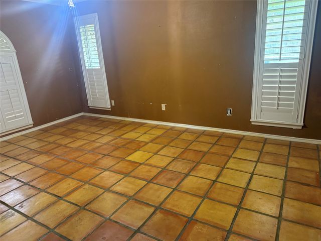 6630 Westlake Avenue, Dallas, TX 75214