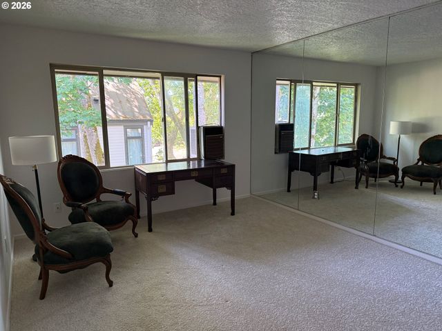 750 1ST St, Lake Oswego, OR 97034