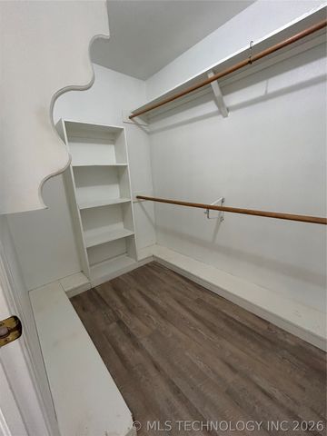 1541 W Harris Road, Muskogee, OK 74401