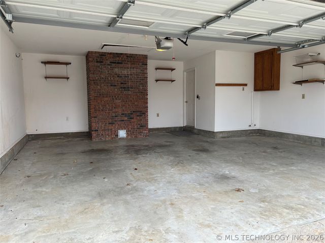 1541 W Harris Road, Muskogee, OK 74401