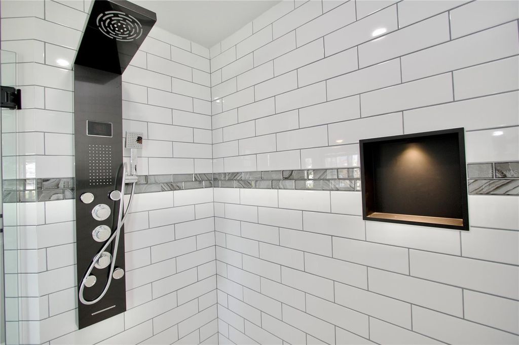 Image 23 of property listing at 5339 BOWLINE BEND, New Port Richey, FL 34652