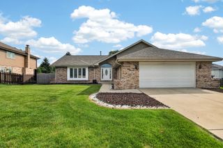 11765 Brookshire Drive, Orland Park, IL 60467