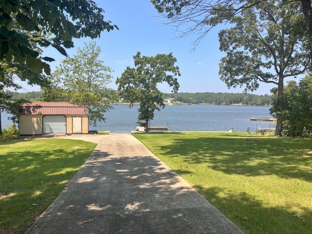 606 S Shore Drive, Horseshoe Bend, AR 72512