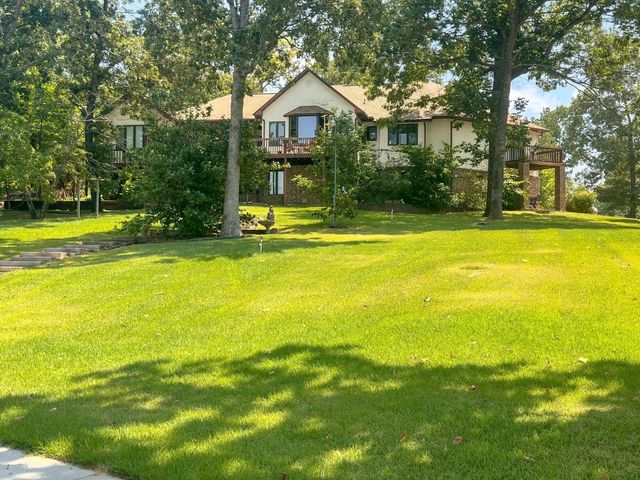 606 S Shore Drive, Horseshoe Bend, AR 72512