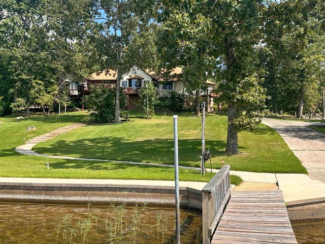 606 S Shore Drive, Horseshoe Bend, AR 72512
