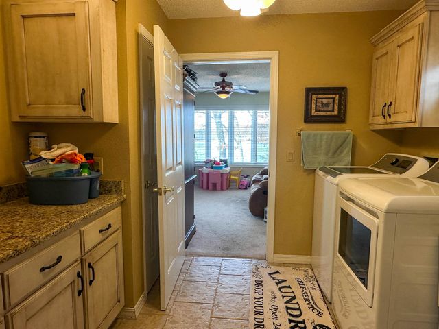 606 S Shore Drive, Horseshoe Bend, AR 72512