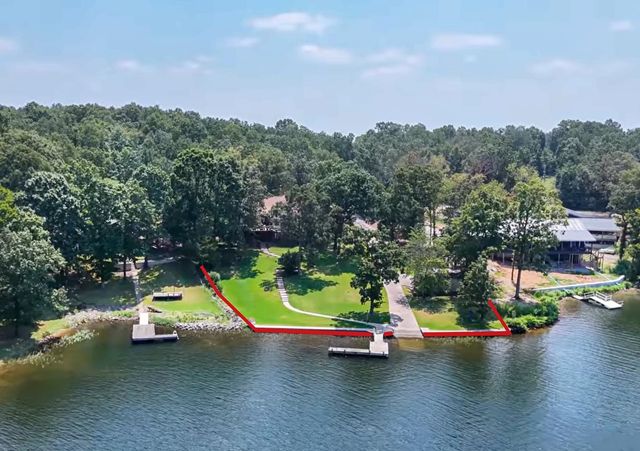 606 S Shore Drive, Horseshoe Bend, AR 72512