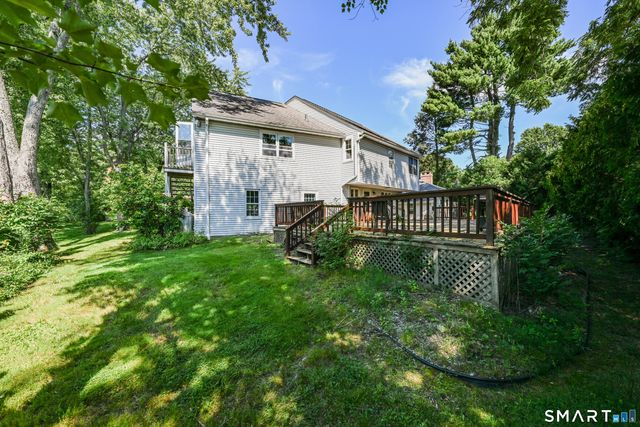20 Chimney Hill Road, Middletown, CT 06457