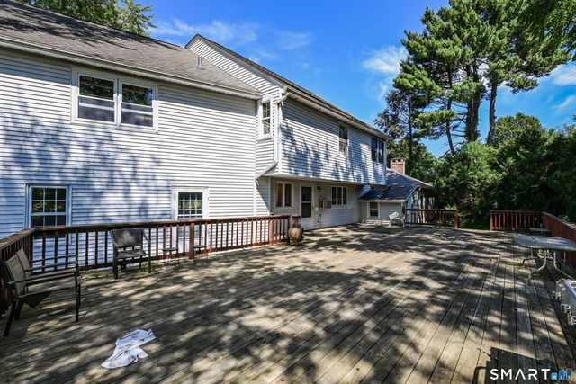 20 Chimney Hill Road, Middletown, CT 06457