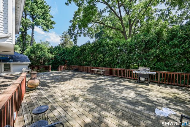 20 Chimney Hill Road, Middletown, CT 06457
