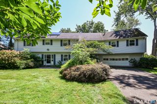 20 Chimney Hill Road, Middletown, CT 06457