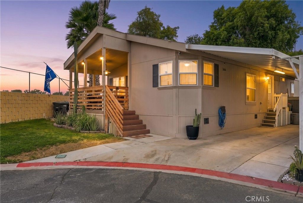 350 E San Jacinto E 49, Perris, CA 92571 — exterior