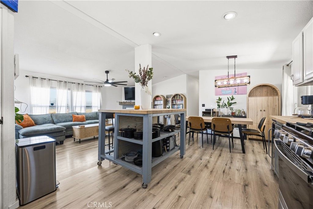 350 E San Jacinto E 49, Perris, CA 92571 — photo 3
