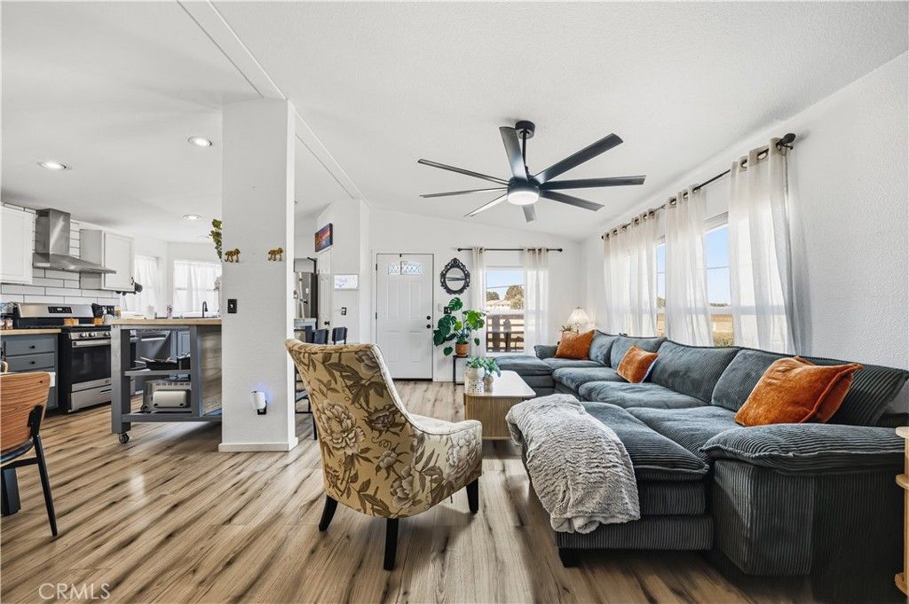 350 E San Jacinto E 49, Perris, CA 92571 — photo 4