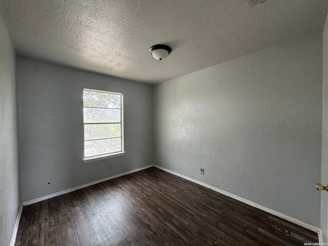 9013 Garnett Ave, San Antonio, TX 78221