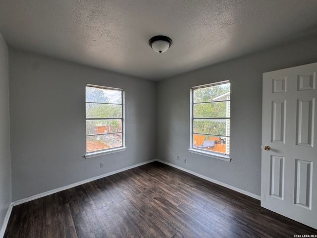 9013 Garnett Ave, San Antonio, TX 78221