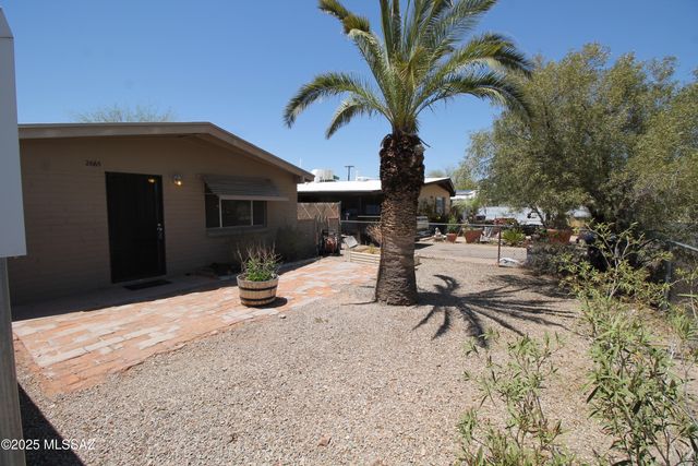 2665 N Leah Place, Tucson, AZ 85705