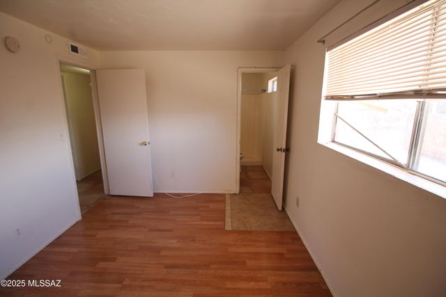 2665 N Leah Place, Tucson, AZ 85705
