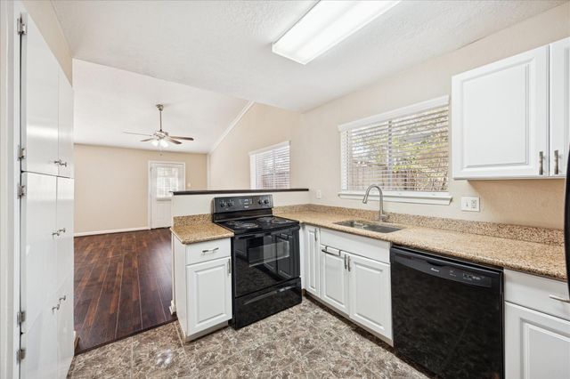 17138 Barcelona Drive, Friendswood, TX 77546