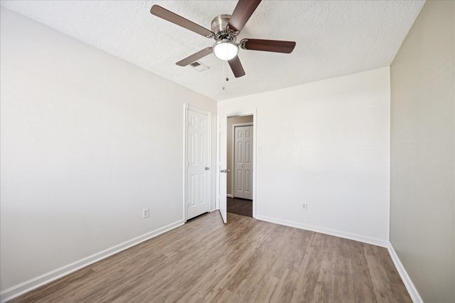 17138 Barcelona Drive, Friendswood, TX 77546