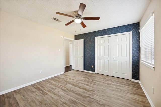 17138 Barcelona Drive, Friendswood, TX 77546