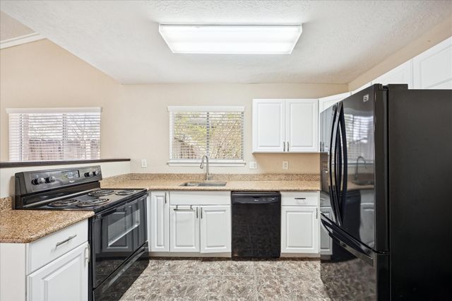 17138 Barcelona Drive, Friendswood, TX 77546