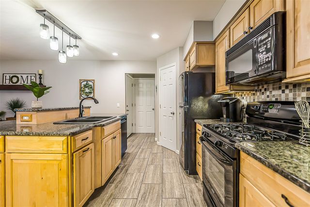 15507 Williams Street, Livonia, MI 48154