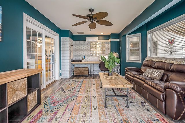 15507 Williams Street, Livonia, MI 48154