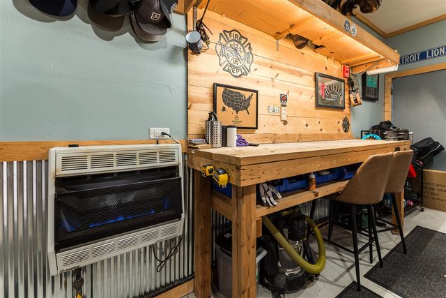 15507 Williams Street, Livonia, MI 48154