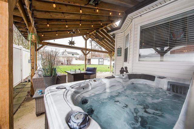 15507 Williams Street, Livonia, MI 48154