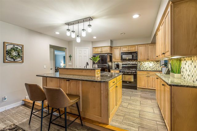 15507 Williams Street, Livonia, MI 48154