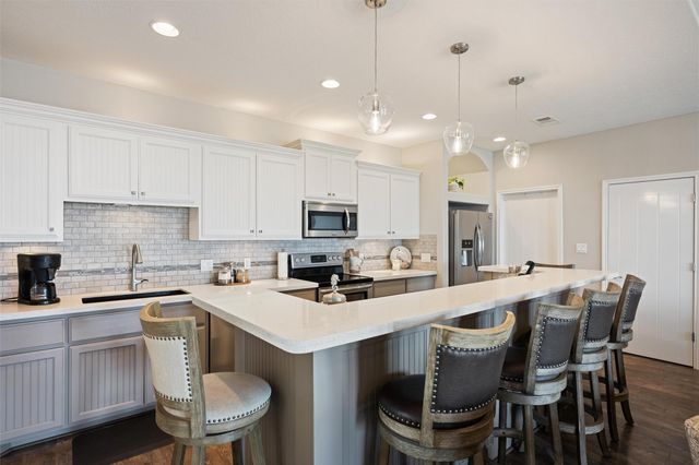 1009 N Monkhouse Drive, Port Bolivar, TX 77650