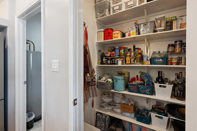 1009 N Monkhouse Drive, Port Bolivar, TX 77650