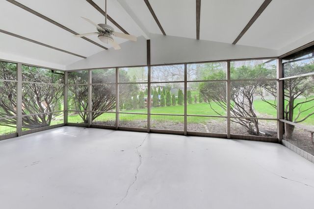 1056 Van Tassel Road, Sleepy Hollow, IL 60118