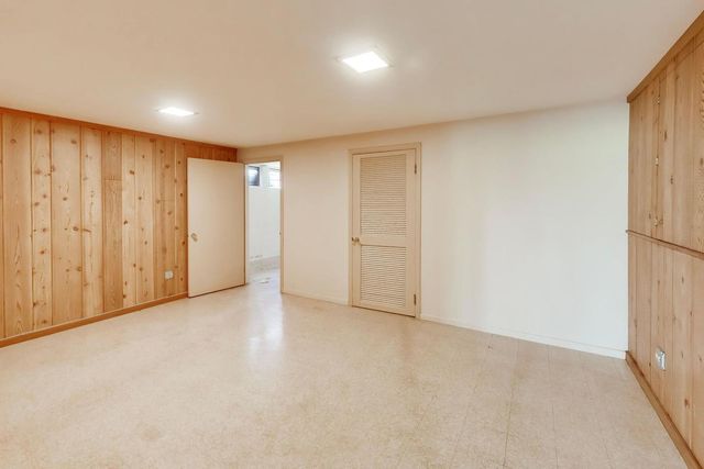 1056 Van Tassel Road, Sleepy Hollow, IL 60118