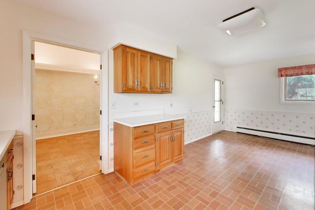 1056 Van Tassel Road, Sleepy Hollow, IL 60118