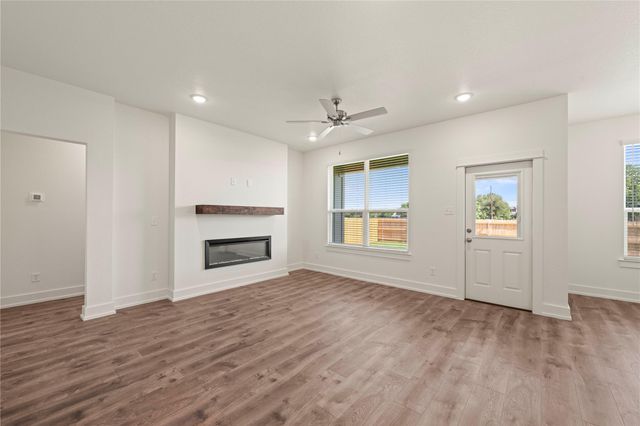 552 Gus LOOP, Georgetown, TX 78626