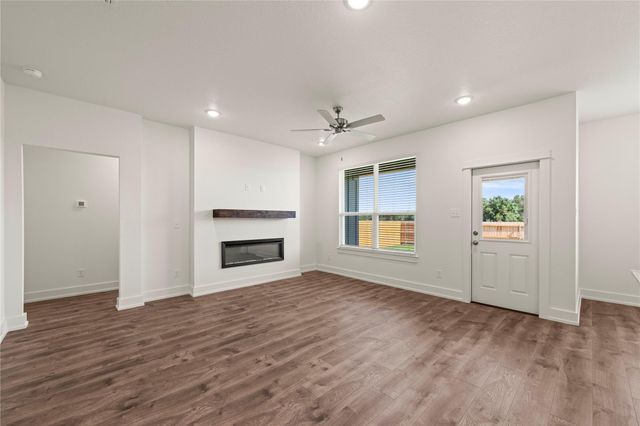 552 Gus LOOP, Georgetown, TX 78626