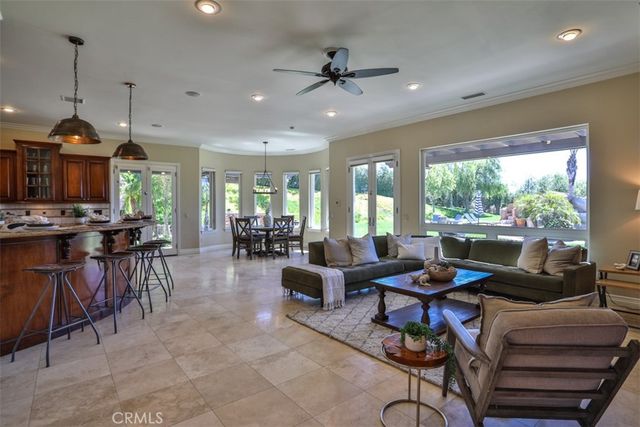 39520 Colleen Way, Temecula, CA 92592
